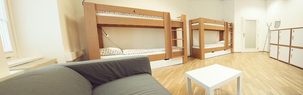 Hostel Folks Bratislava Phòng bức ảnh